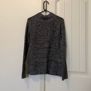 Turtle neck sweater